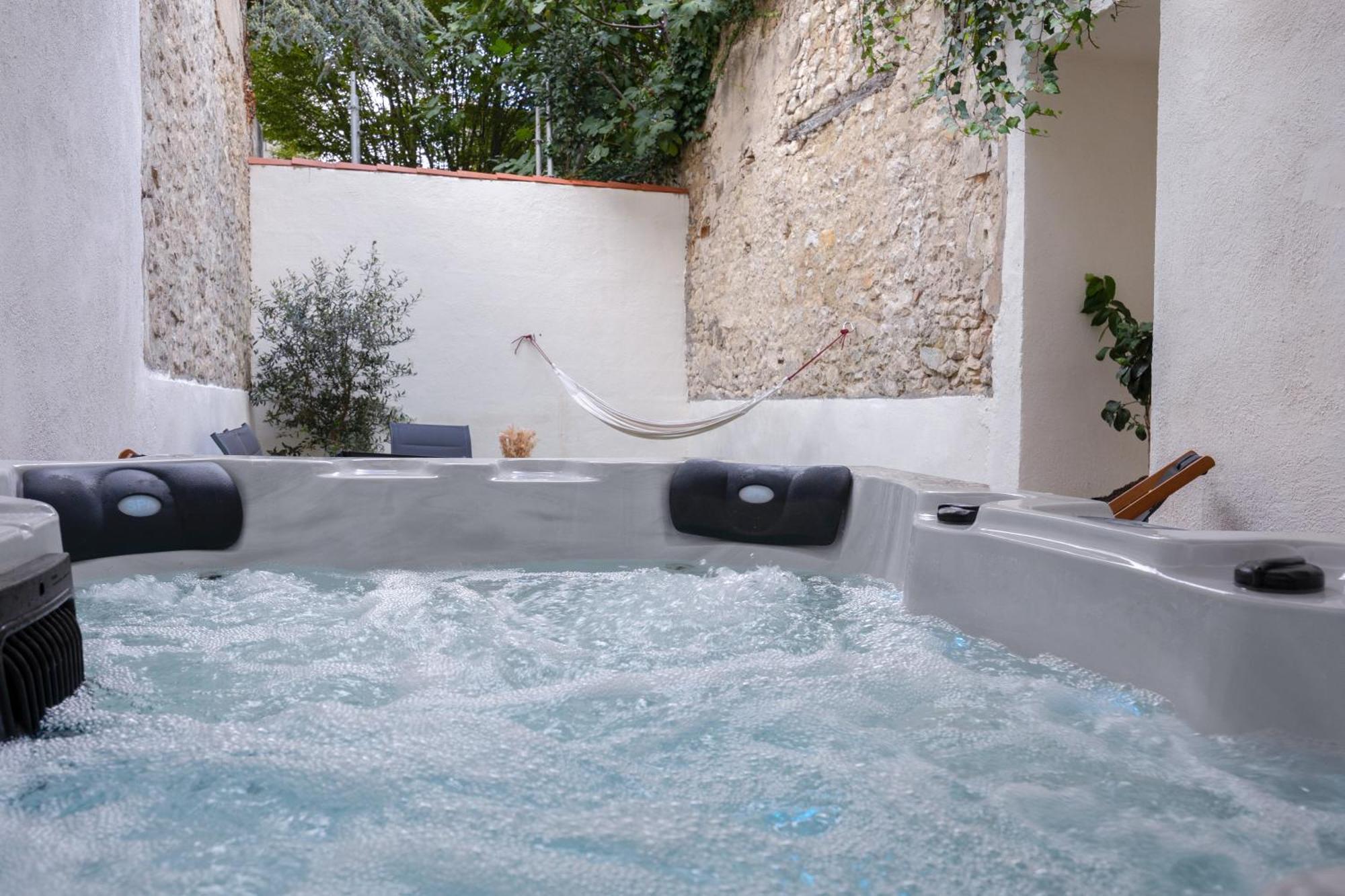 Holiday home La Romance A Bulles En Hyper Centre